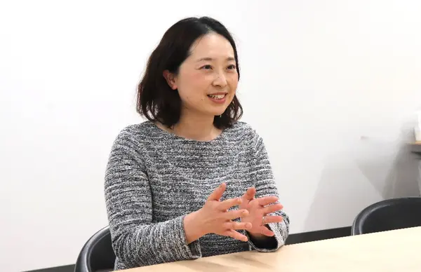 佐伯敦子課長