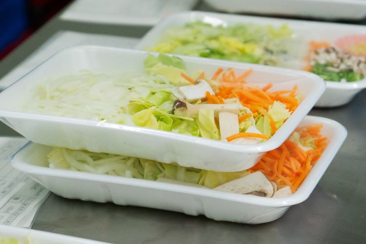 「おいしさ」と「安全」に、「簡単」をくわえたミールキット